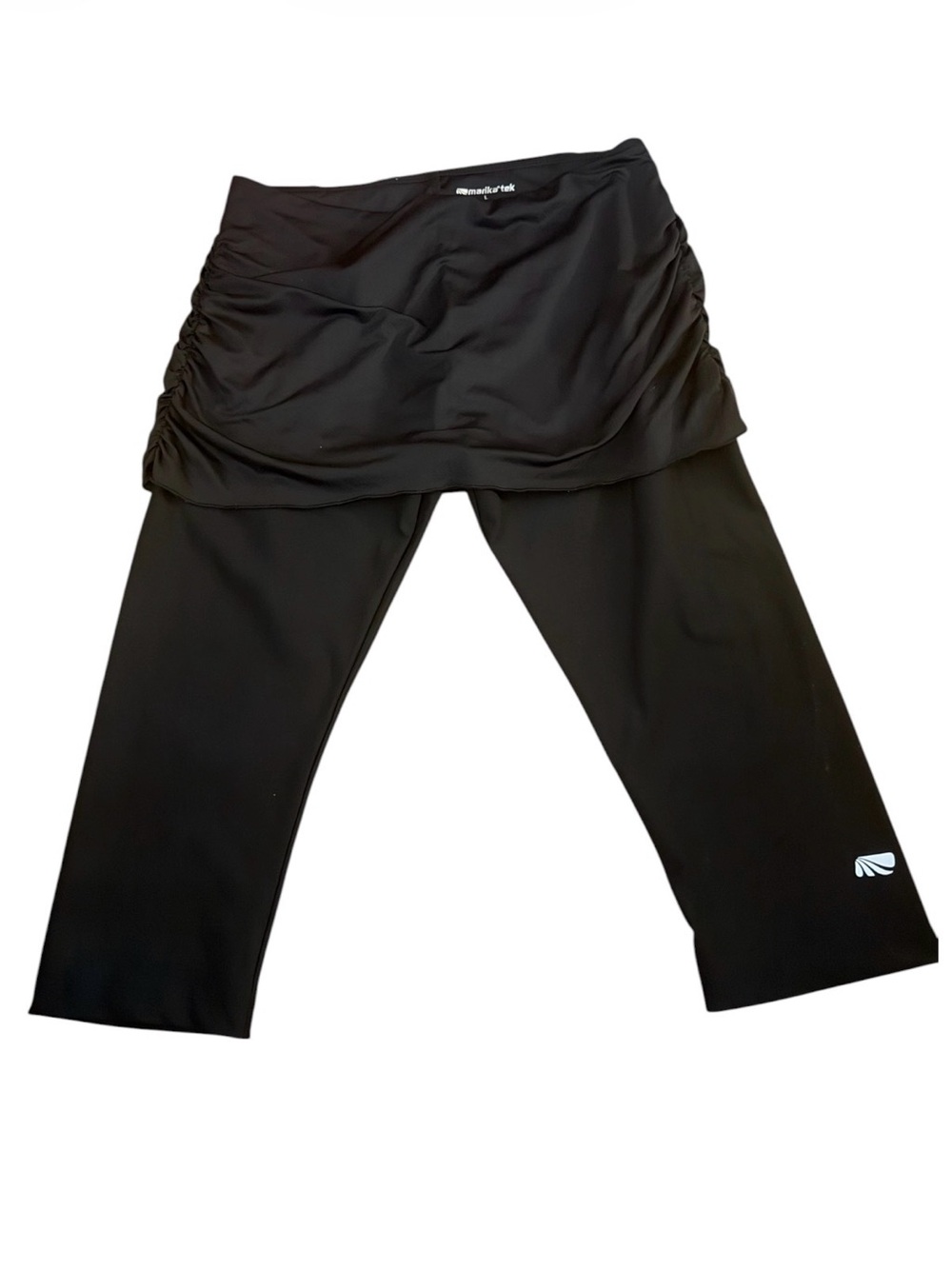 Marika Black Skirted Cropped Leggings